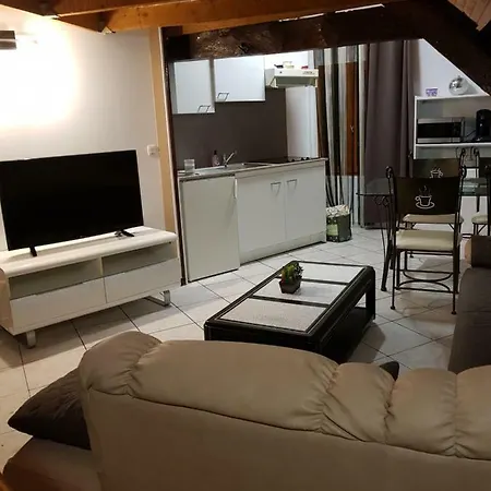 Carnus Appartement *